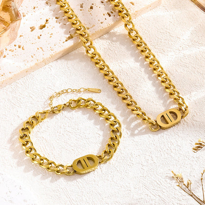 Atelier Cuban Link Monogram Necklace — Polished Gold